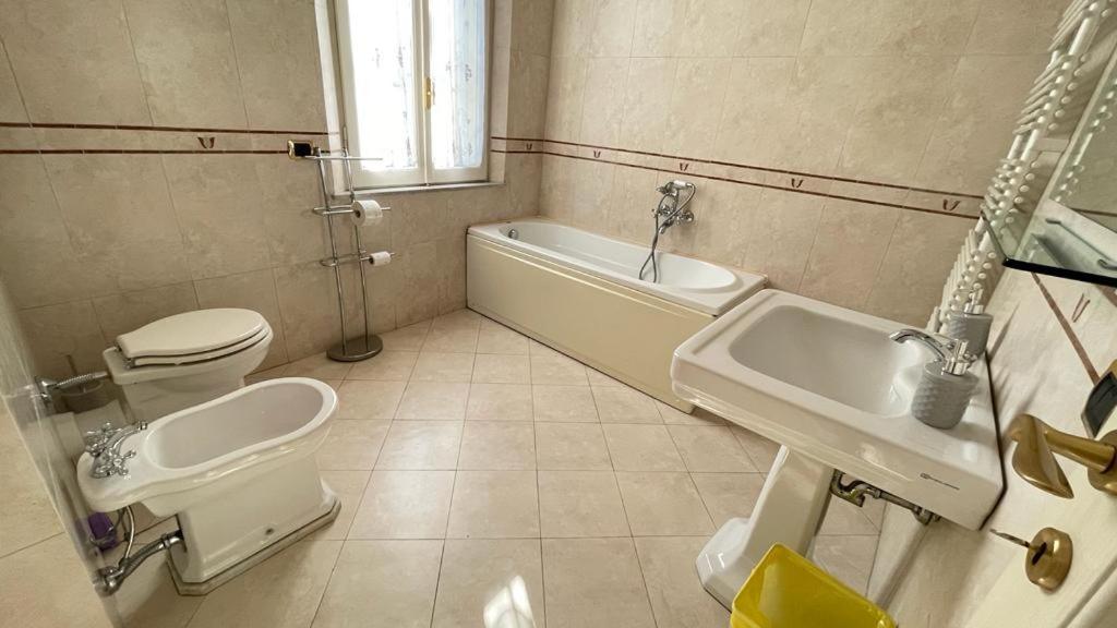 Villa Peonia Parma Pokoj fotografie